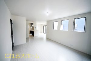 ﾟ･物件情報*駐車3台可！リビング22帖の大空間♪