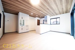 .物件情報+.敷地面積50坪♪ビルトインガレージ付き住宅！